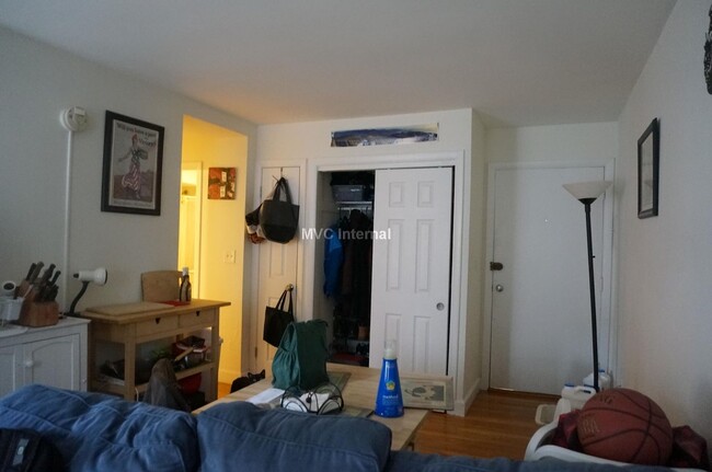 Foto del edificio - Nicely located 1 bed unit in Back Bay!