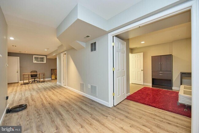 Foto del edificio - 31 N Highland St