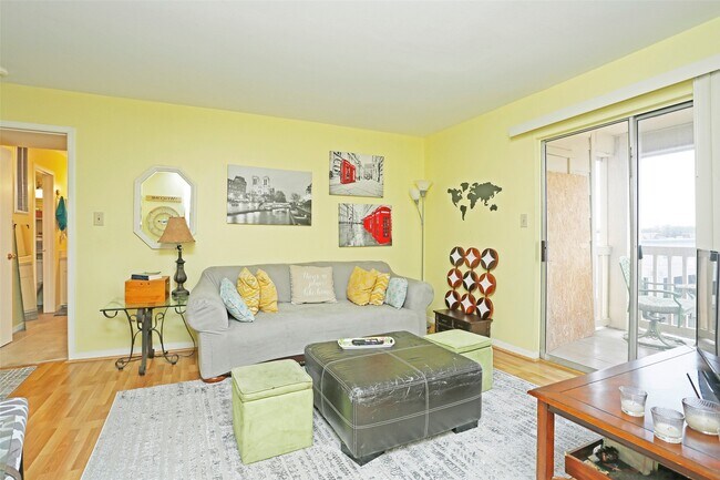 Foto del edificio - 2626 Holly Hall St