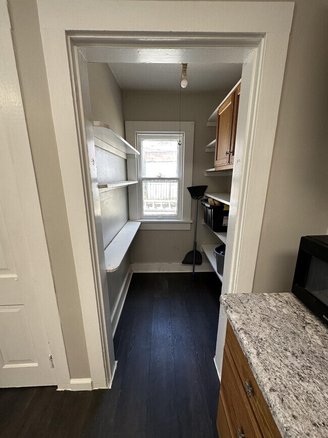 2279 Foye St, Dubuque, IA 52001 House Rental in Dubuque, IA