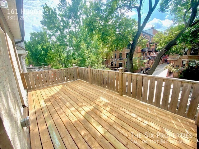 Building Photo - New Bright 3 Bedroom Unit on 2nd Floor