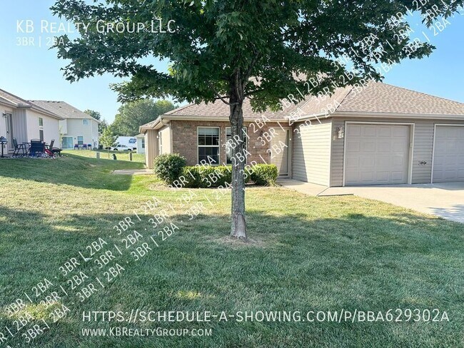 Building Photo - 3 Bed Single Level Duplex in Blue Springs;...