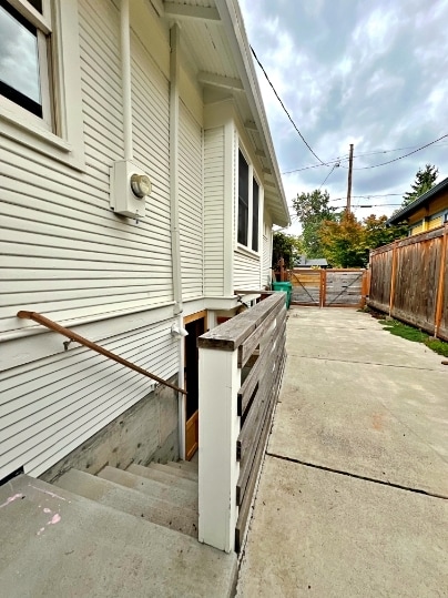 Building Photo - 5916 SE Francis St