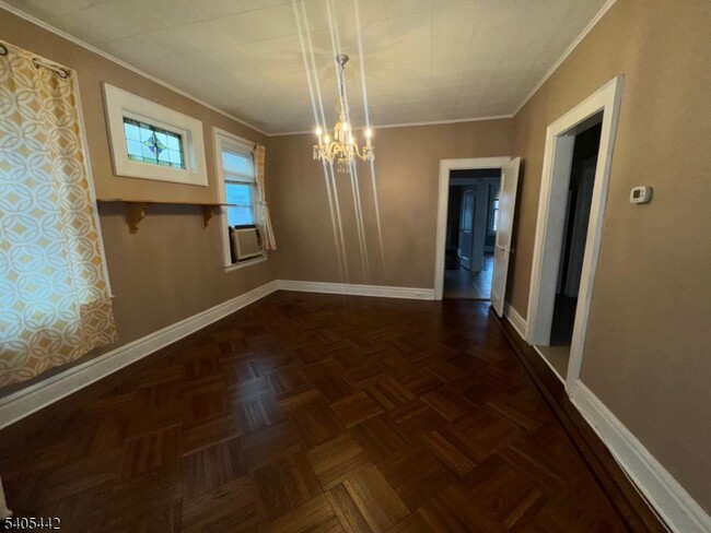 Foto del edificio - 742 Pennington St