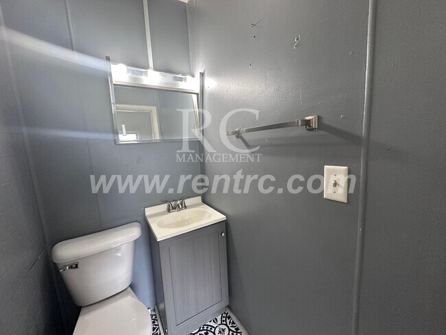 Foto del edificio - 1205.5 Marion-