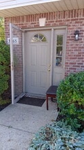 Building Photo - 3465 S Oaklawn Cir