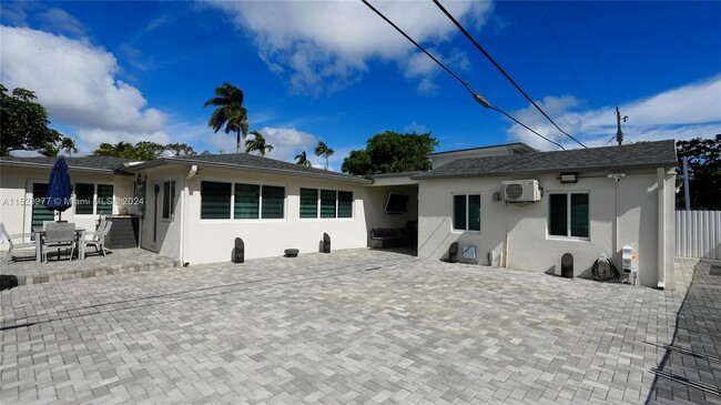 Foto del edificio - 1930 NW 13th St