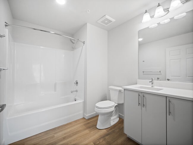 Building Photo - Sixty20 on 4th