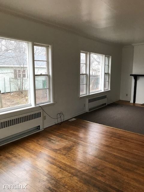 Foto del edificio - 1 br, 1 bath  - 116 Strong Ave