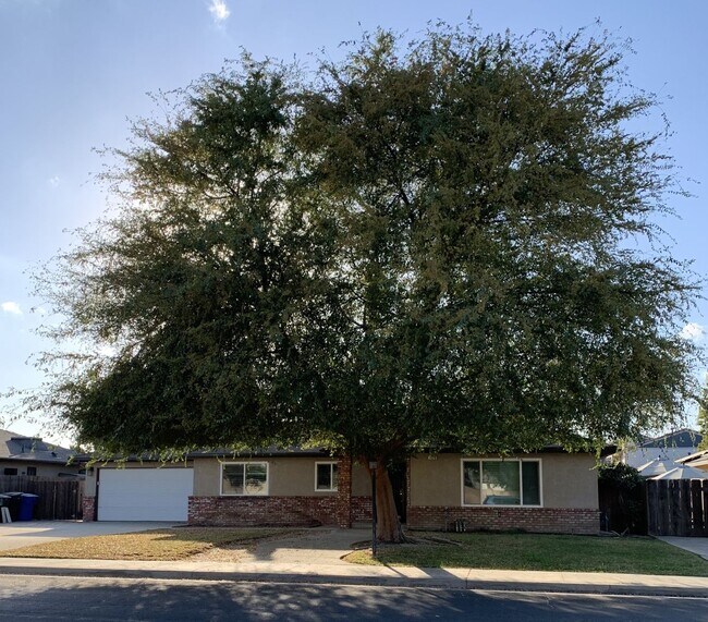 Foto del edificio - 3 Bedroom 2 Bath Home