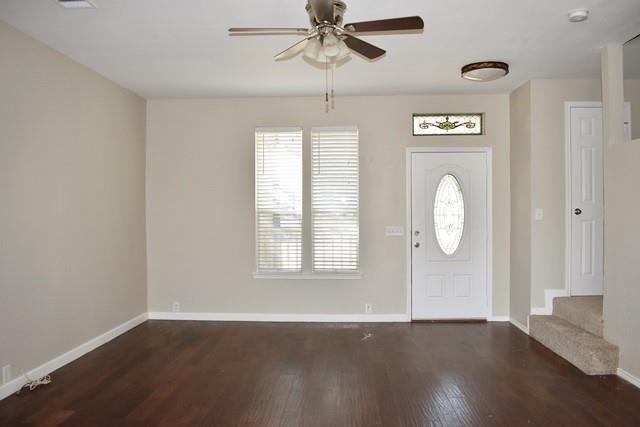 Building Photo - 10848 Astor Dr