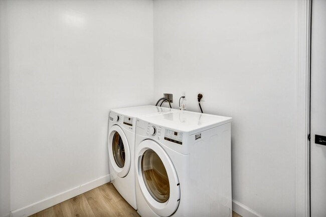 Foto del edificio - 3231 Hannah St