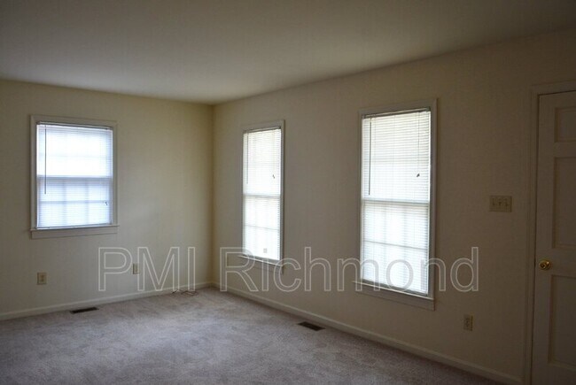 Building Photo - 8634 Rainwater Rd