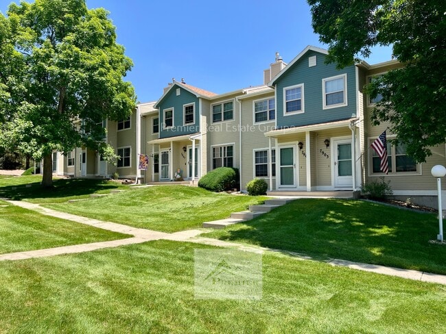 Photo - 7905 Lexington Park Dr Townhome