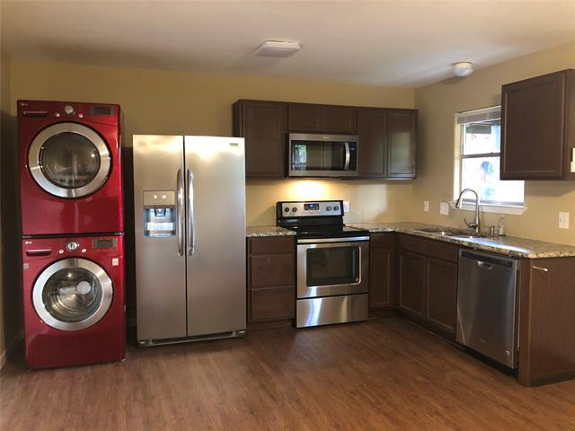 Foto del edificio - 425 Mimosa Dr