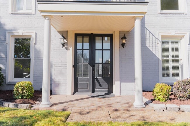 Building Photo - 1521 Wyndham Cove