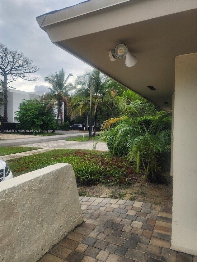 Foto principal - 5780 SW 61st St