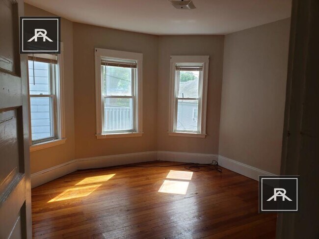 Building Photo - 4 bedroom in Brighton MA 02135
