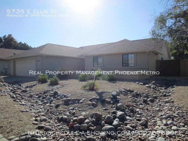 Building Photo - 5 BEDROOM MESA HOME!!