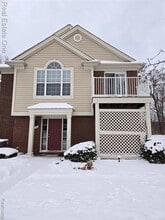 Building Photo - 1716 Deepwood Cir