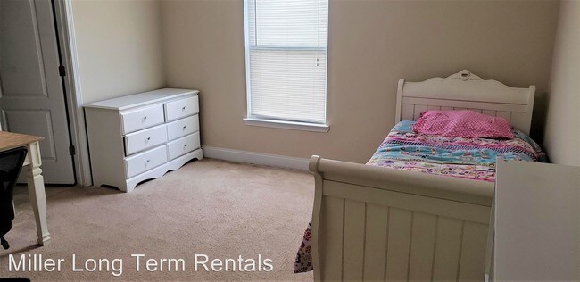 Building Photo - 5 br, 3.5 bath House - 9 Haven Point