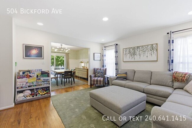 Photo - 504 Bickford Ave House