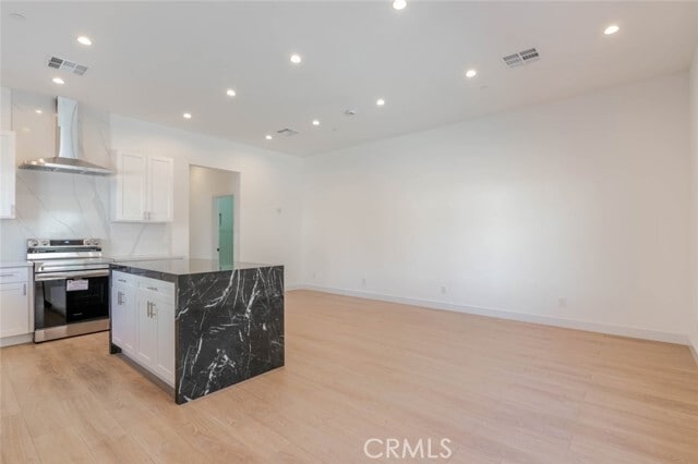 Foto del edificio - 6852 Ranchito Ave