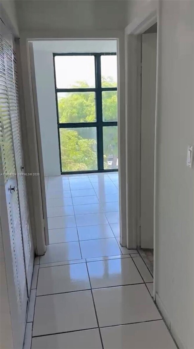 Foto del edificio - 11790 SW 18th St