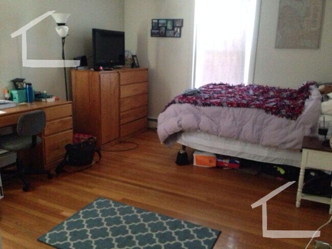 Foto del edificio - Great 2 bed AVAILABLE NOW!