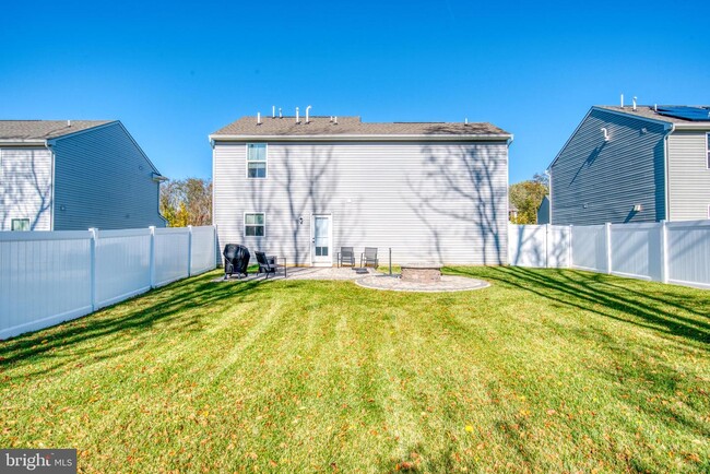 Building Photo - 144 Ciseley Dr