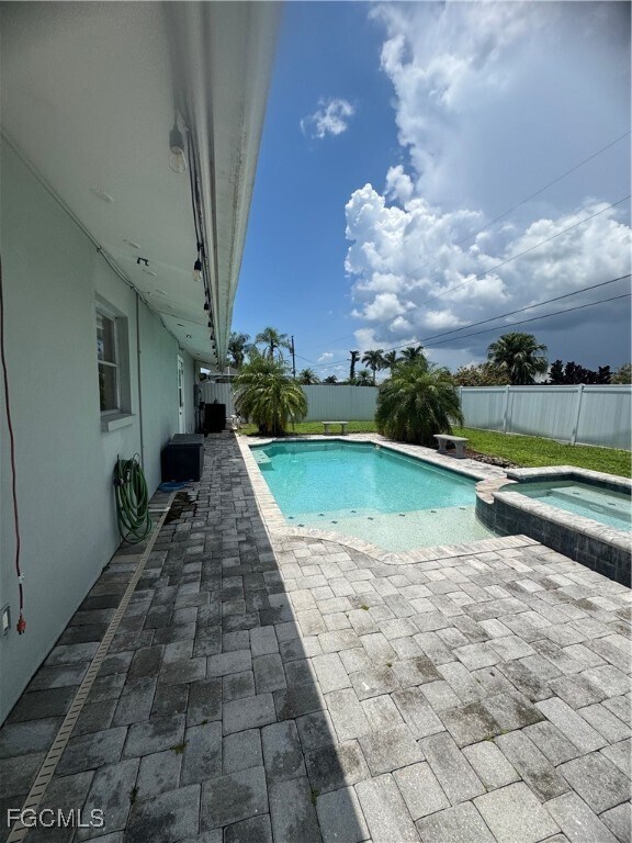 Foto principal - 309 SE 43rd Ln