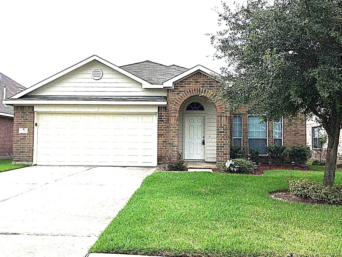 Foto principal - 10410 Falling Rapids Ct