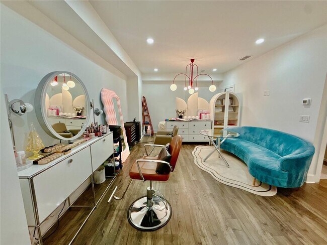 Foto del edificio - 3937 Acer Ct