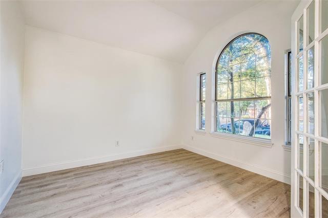 Foto del edificio - 2504 Whetstone Dr