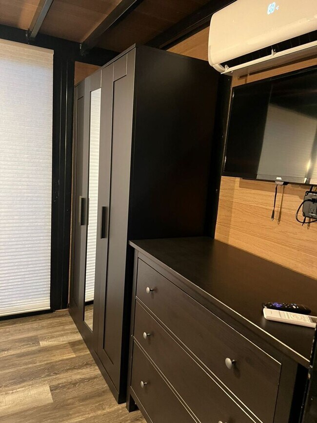 Foto del edificio - 3710 Pheasant St