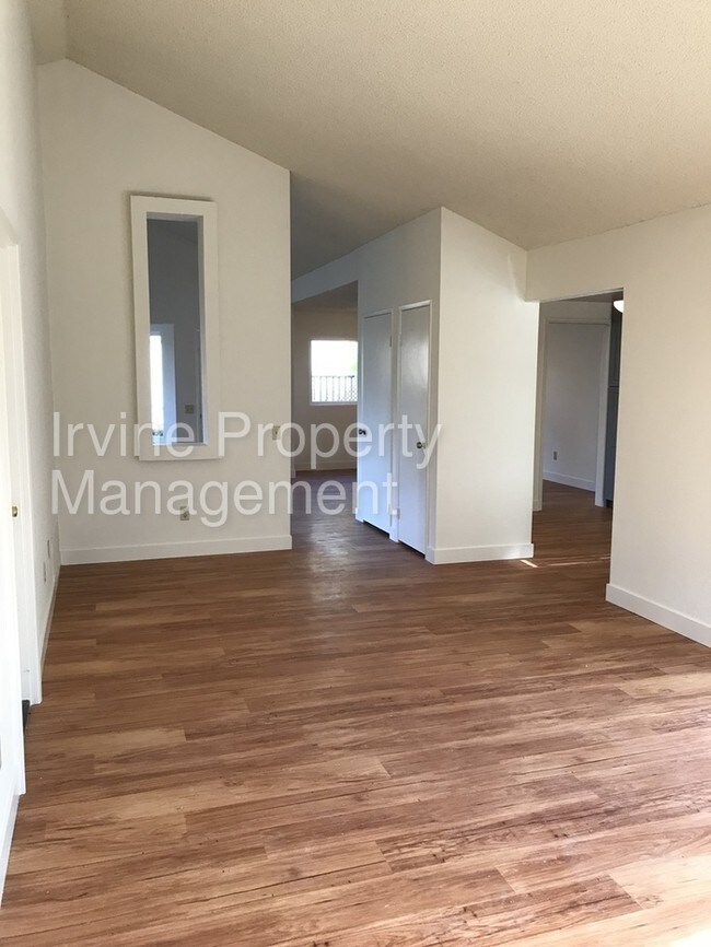 Building Photo - 26655 Rio Hondo Cir