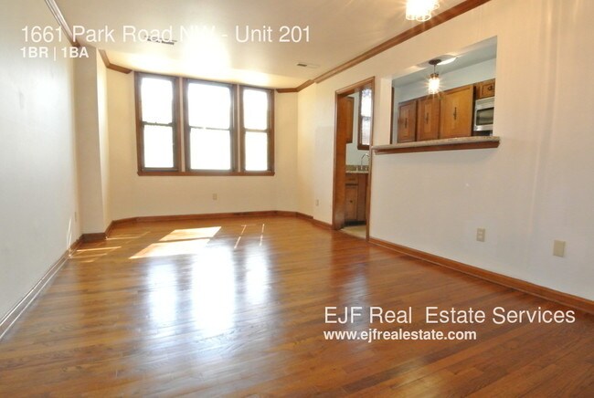 Foto del edificio - 1661 Park Rd NW