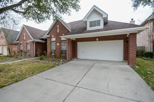 Building Photo - 15510 Downford Dr