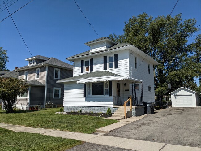 Building Photo - 718 W Murphy St