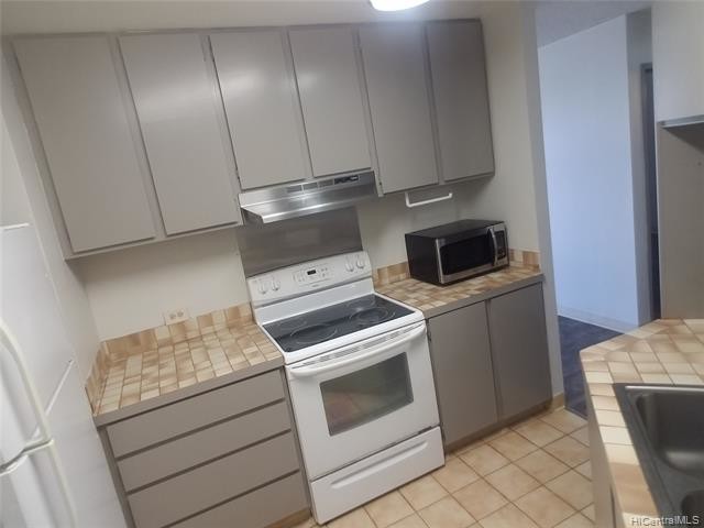 Building Photo - 1441 Piikoi St