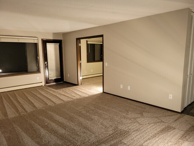 Foto del edificio - 4009 Heritage Hills Dr