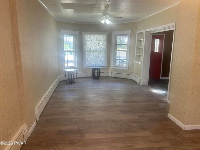 Foto del edificio - 2227 Capouse Ave