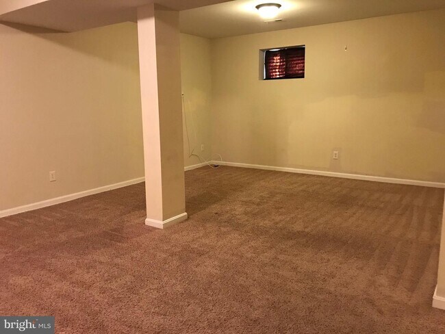 Foto del edificio - 35485 Wilderness Shores Way