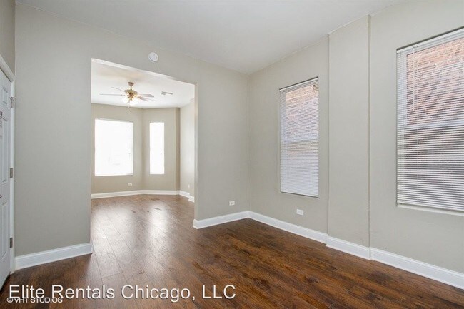 Foto del edificio - 8234 S Exchange Ave