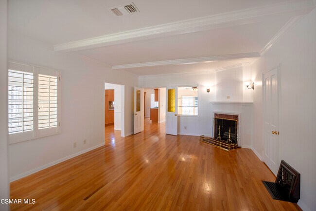 Building Photo - 4219 Klump Ave
