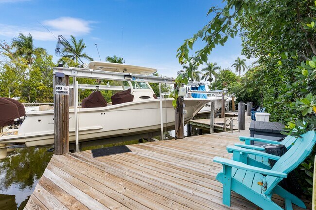 Foto del edificio - ** ROYAL HARBOR ** 3 BED / 3.5 BATH - TOWN...