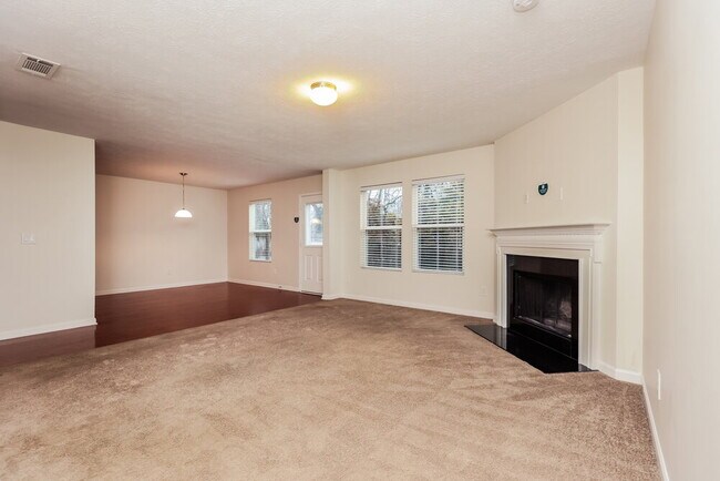 Foto del edificio - 2716 Miranda Dr