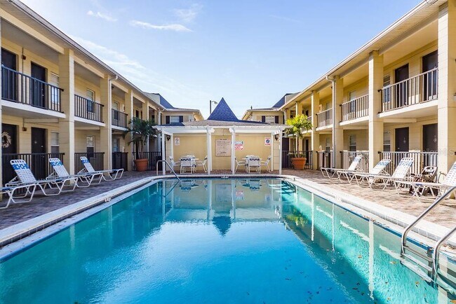 Foto del edificio - 5221 Bayshore Blvd