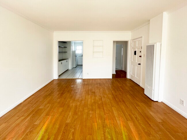 Sala de estar - 4633 Clarissa Ave