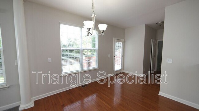 Building Photo - 614 Redford Pl Dr